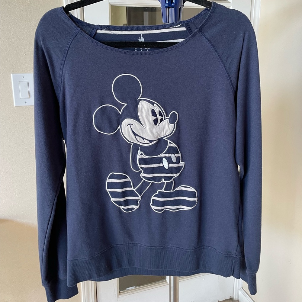 Disney Embroidered Mickey Long Sleeve Shirt, size M